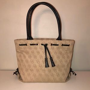 dooney & bourke purse